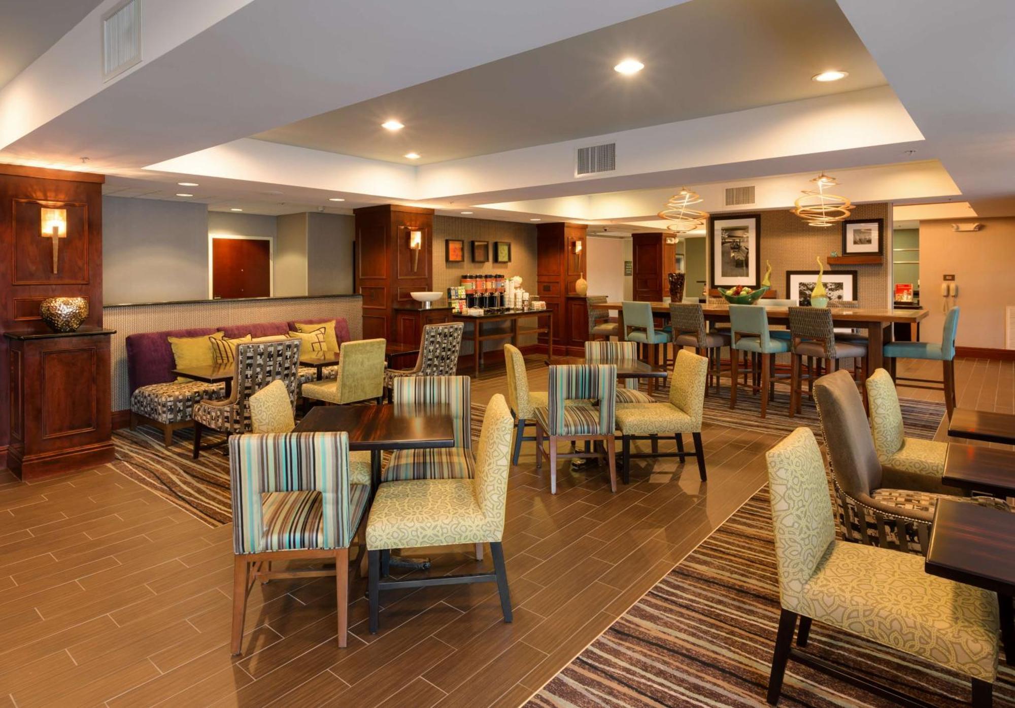 Hampton Inn South Plainfield-Piscataway Exterior foto